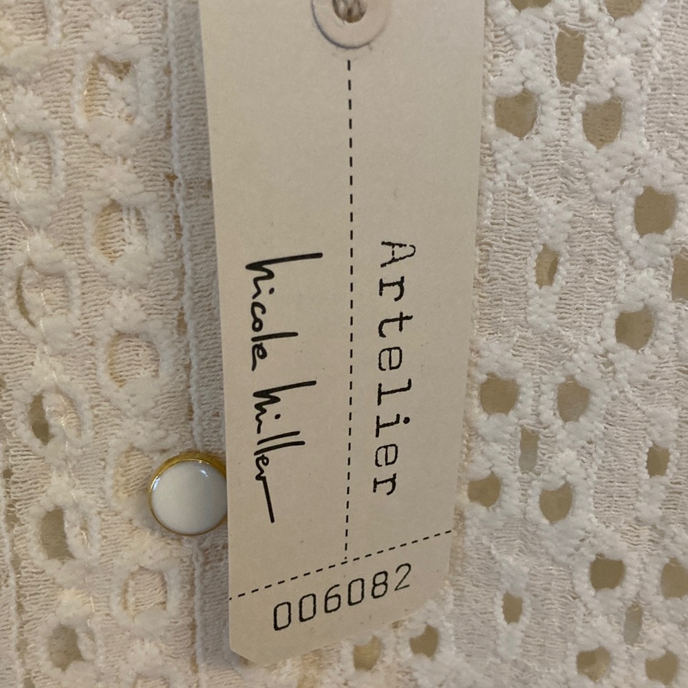 Artelier Nicole Miller Cream Lace Button Down Shirt - Picture 3 of 10